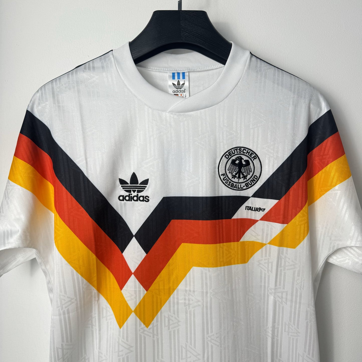 Retro 1990 Germany Home Kit VÖLLER #9 Jersey